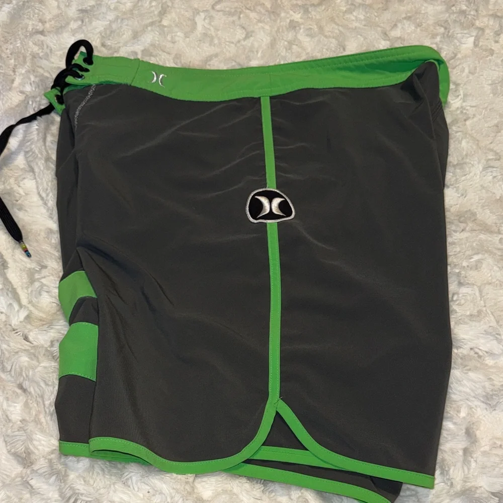 Hurley Phantom Men's Vibrant Green and Charcoal Board Shorts